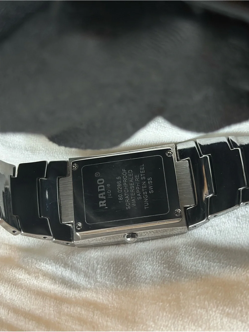 Authentic RADO Jubilé Diamond Watch – Excellent Condition - Picture 6 of 15